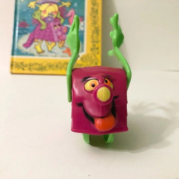 Vintage 1969 Mattel Upsy Downsy Downy Dilly Playset  with Board and Book - Picture 12 of 16